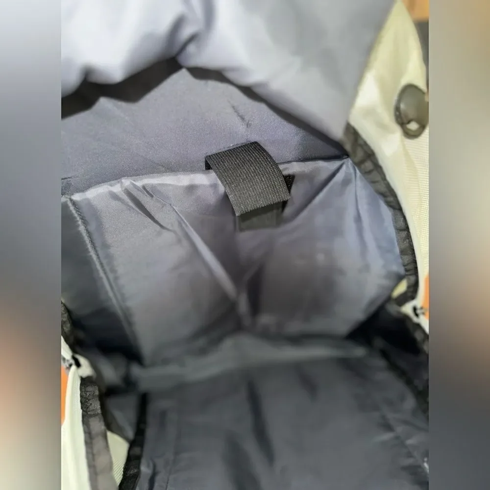 Nautica full size back pack. Lots of pockets/padded laptop compartment EUC
